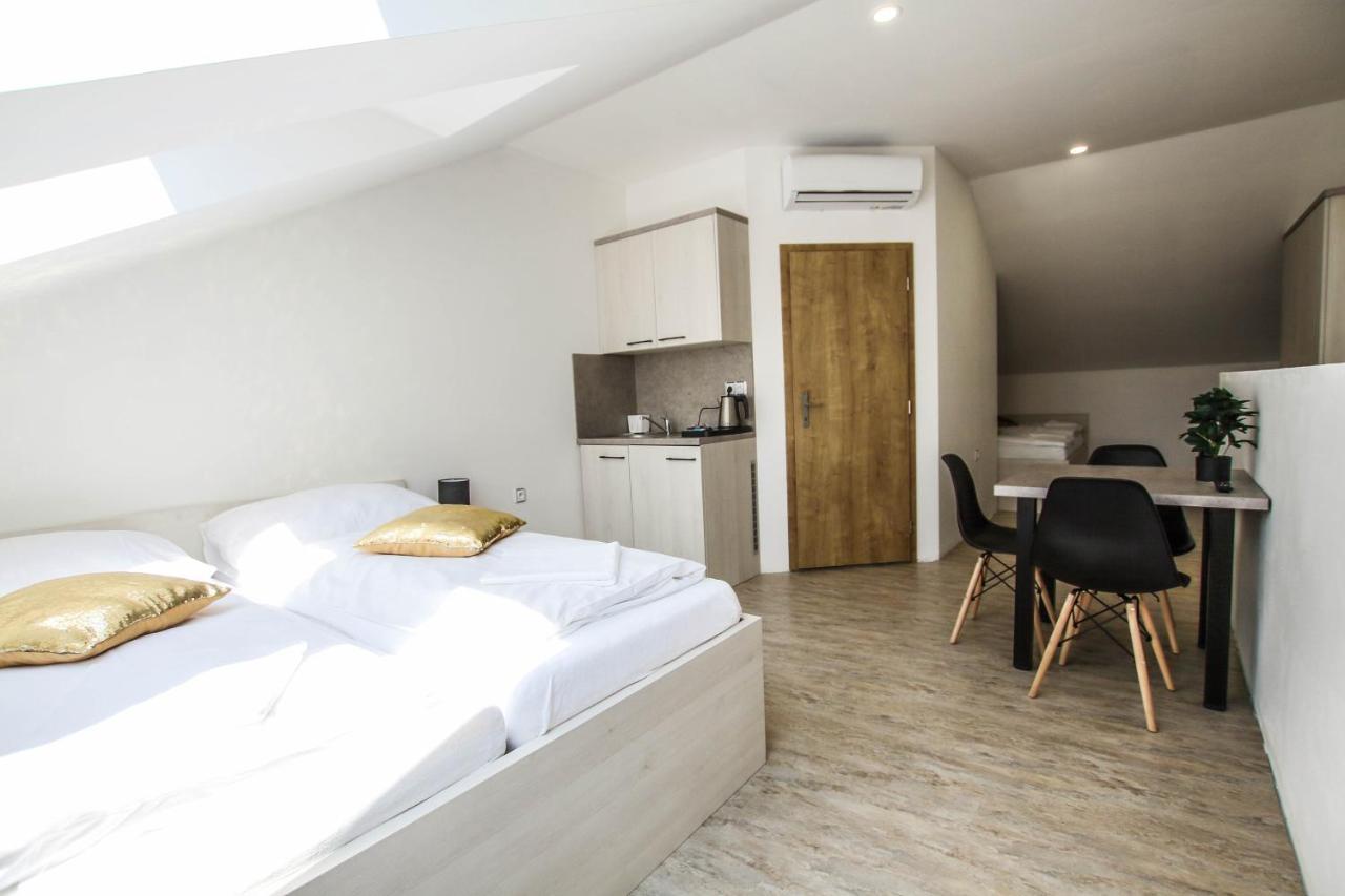Hotel U Plaze Vranov nad Dyjí Extérieur photo