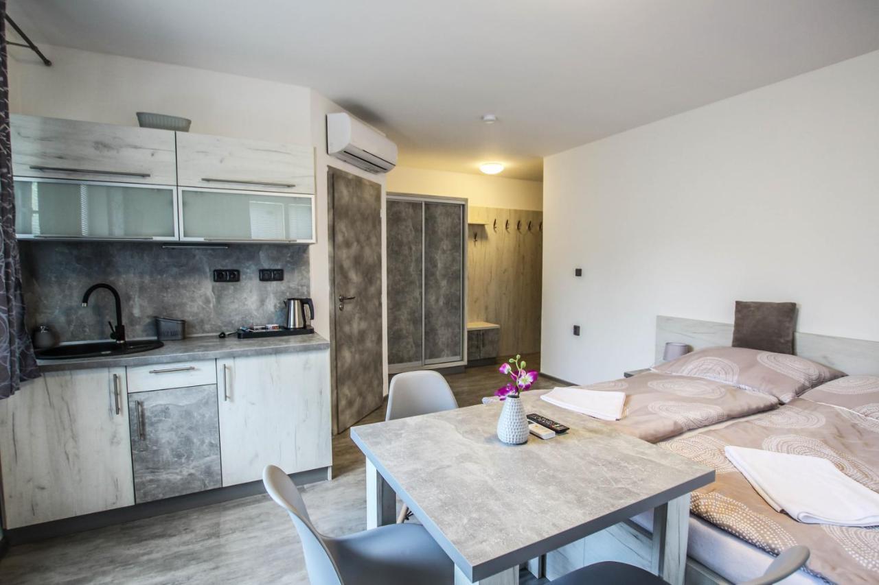 Hotel U Plaze Vranov nad Dyjí Extérieur photo